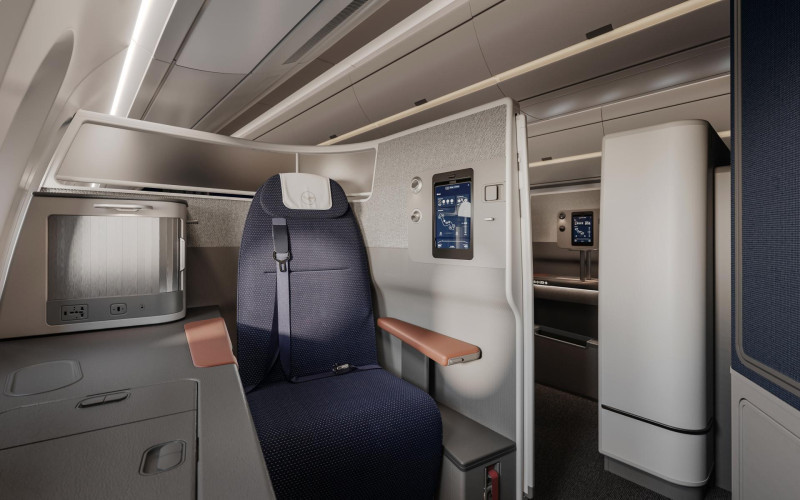Miles & More business-class cabin, illustrating context for the HON Circle article.